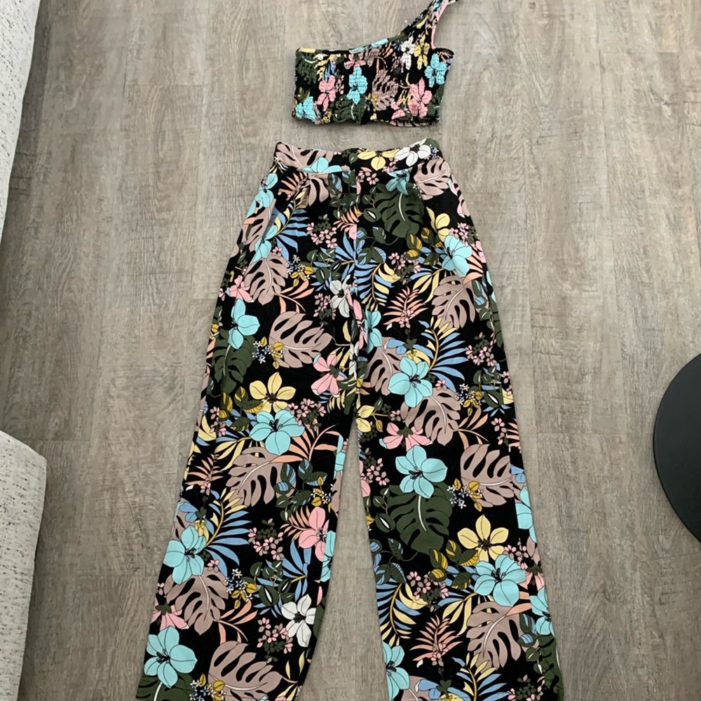 2 Piece Set